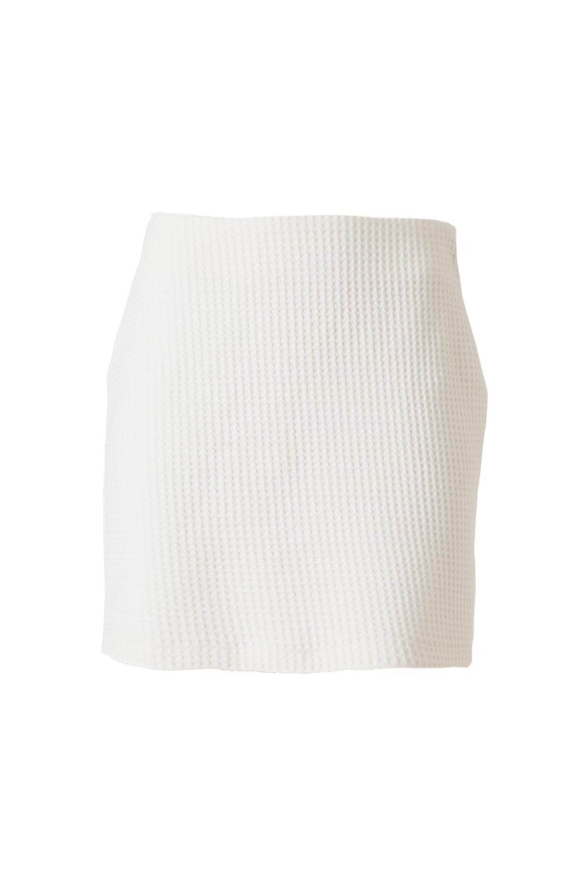 Dokulu Blazer Etek Takım Beyaz