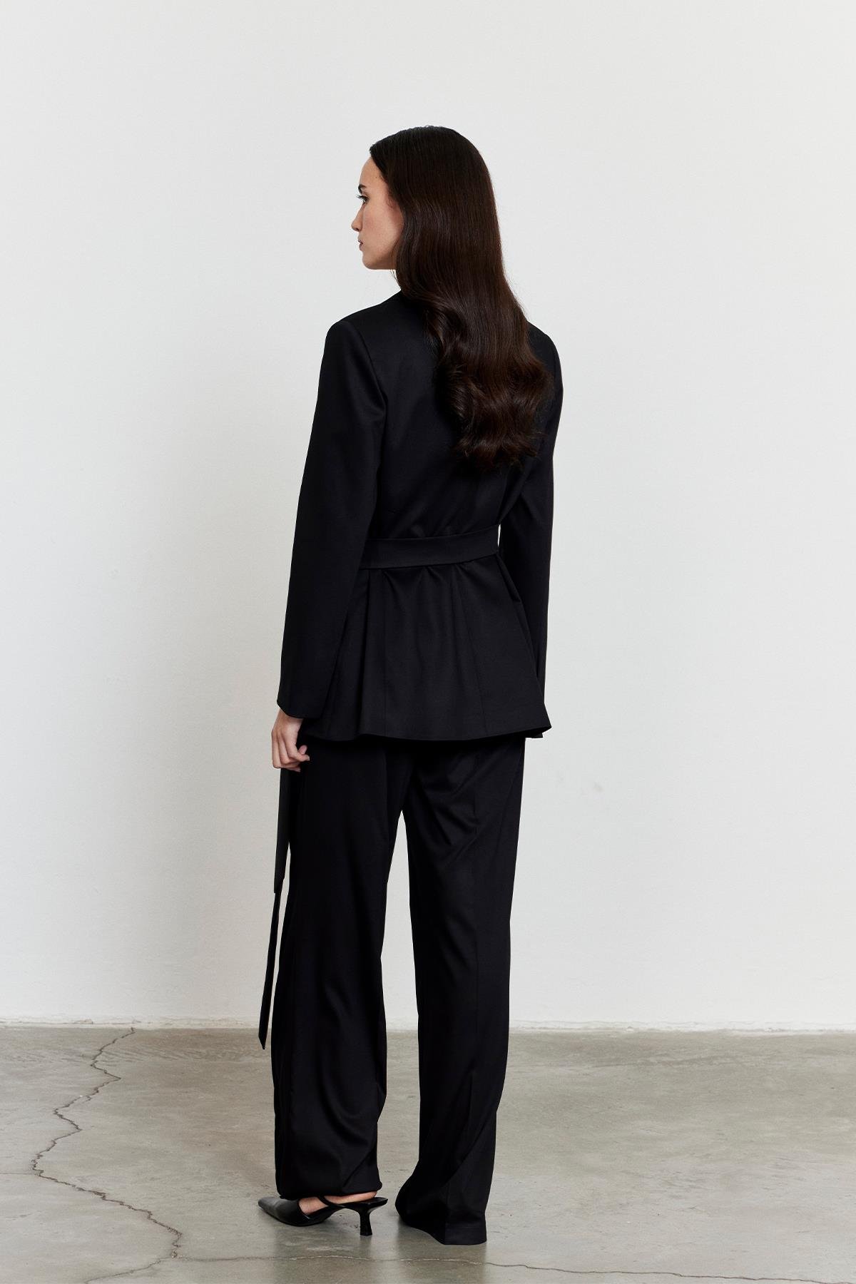 Limited Edition Kuşaklı Ceket Siyah