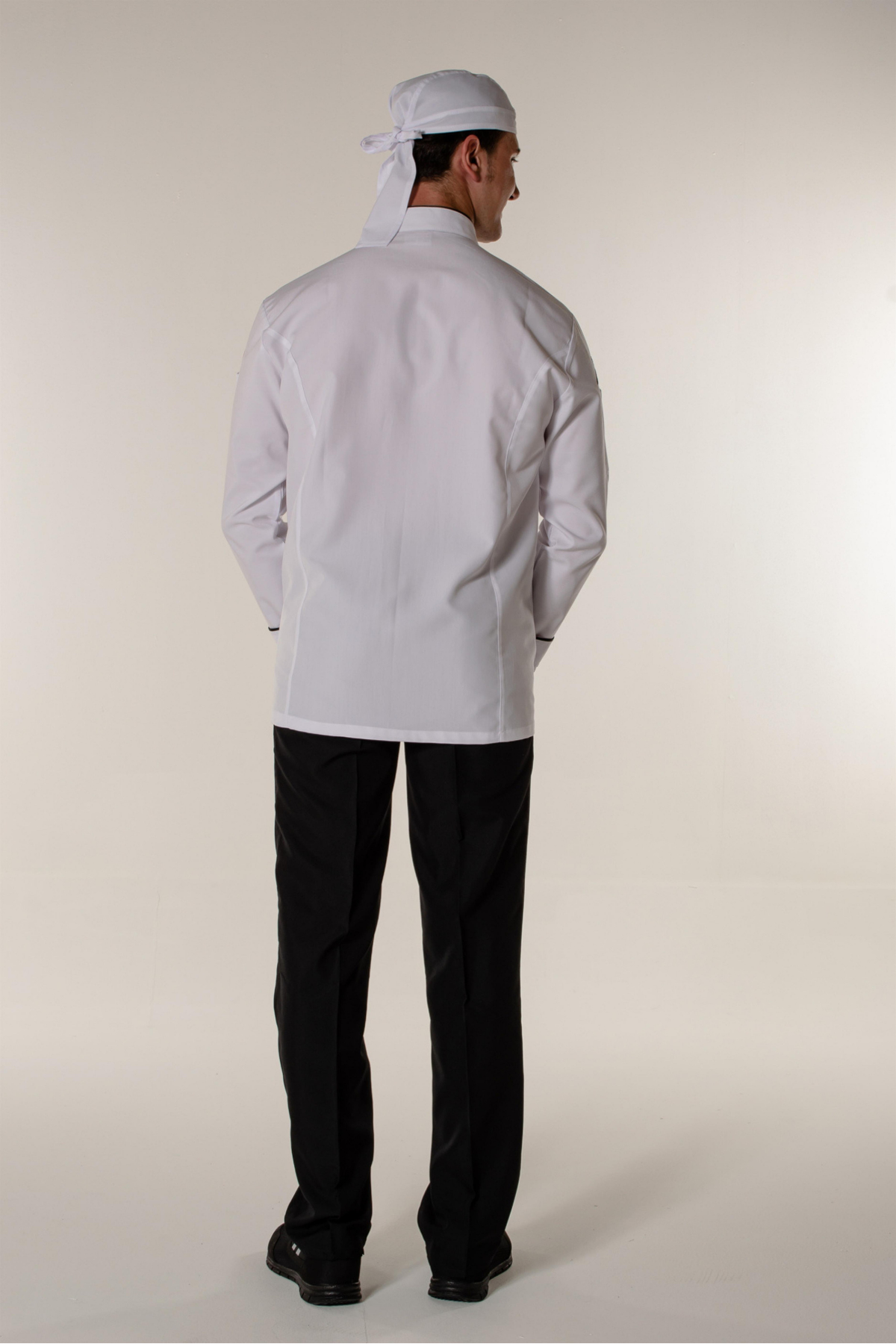 Mert Giyim İş ElbiseleriBeyaz Unisex Nakış Desenli Ve Biyeli Aşçı Mutfak Şef CeketiAşçı CeketiBeyaz Unisex Nakış Desenli Ve Biyeli Aşçı Mutfak Şef Ceketi | Mert Giyim İş Elbiseleri