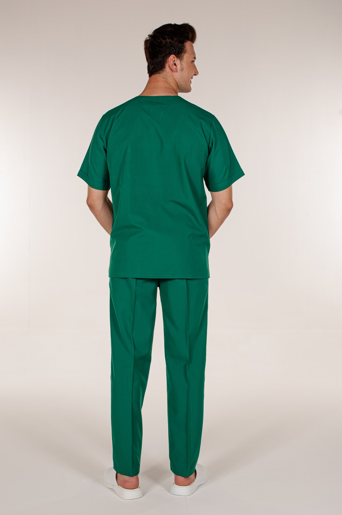 Mert Giyim İş ElbiseleriFıstık Yeşili Erkek Medikal Doktor Hemşire Forma Cerrahi Yaka TakımCerrahi Yaka TakımFıstık Yeşili Erkek Cerrahi Yaka Medikal Forma Takım | Mert Giyim İş Elbiseleri