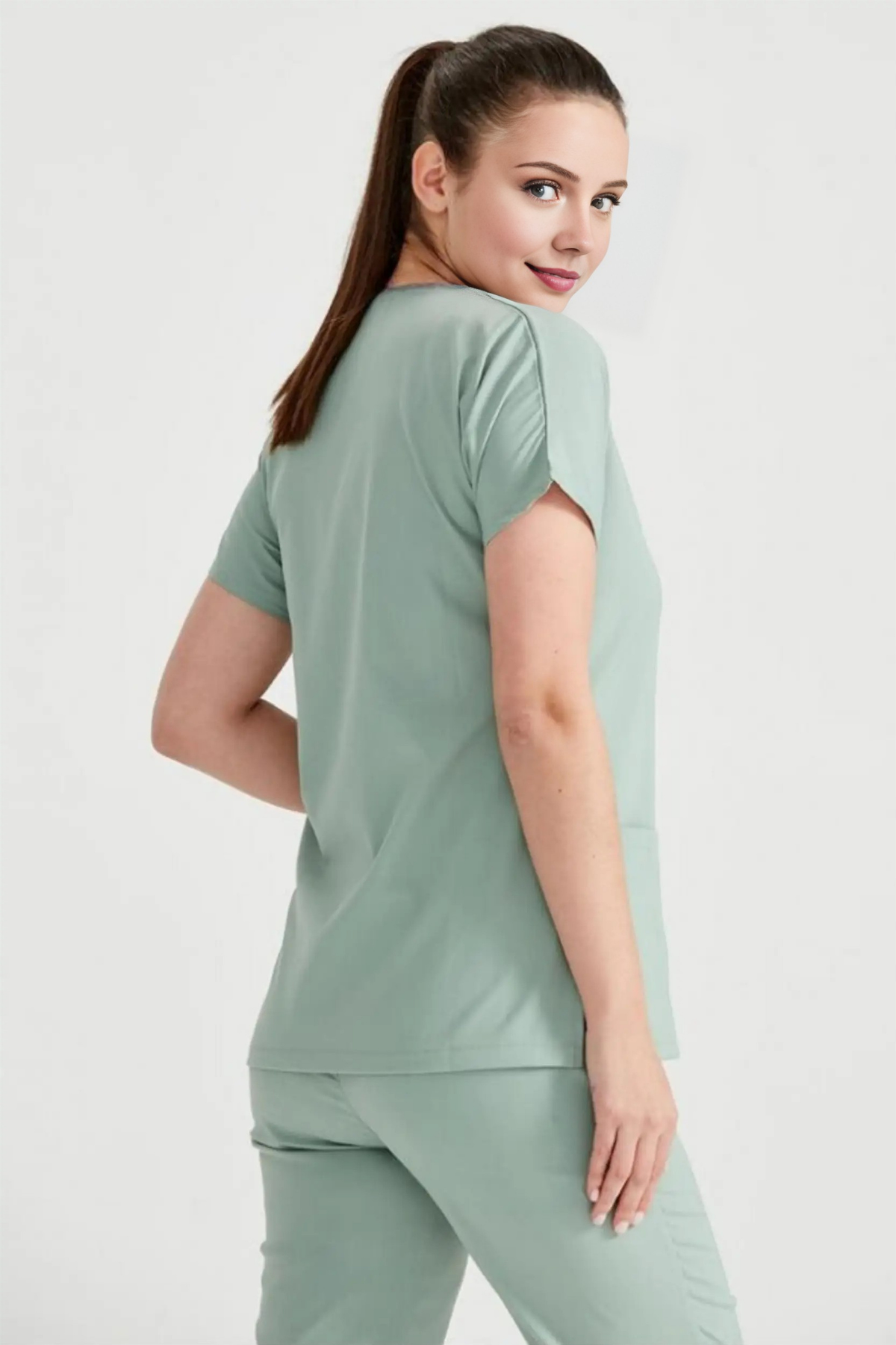 Mert Giyim İş ElbiseleriKüf Yeşili Likralı Medikal Doktor Hemşire Unisex Scrubs Yaka Forma TakımLikralı Scrubs Yaka TakımKüf Yeşili Likralı Medikal Doktor Hemşire Unisex Scrubs Yaka Forma Takım | Mert Giyim İş Elbiseleri