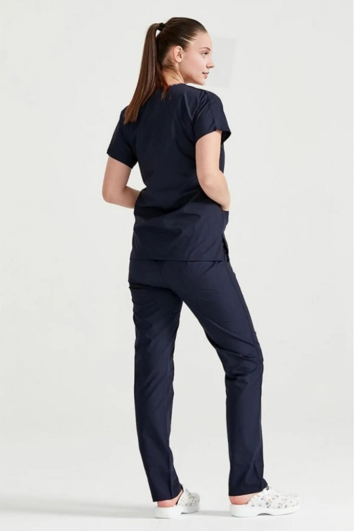 Mert Giyim İş ElbiseleriLacivert Likralı Medikal Doktor Hemşire Unisex Scrubs Yaka Forma TakımLikralı Scrubs Yaka TakımLacivert Likralı Medikal Doktor Hemşire Unisex Scrubs Yaka Forma Takım | Mert Giyim İş Elbiseleri