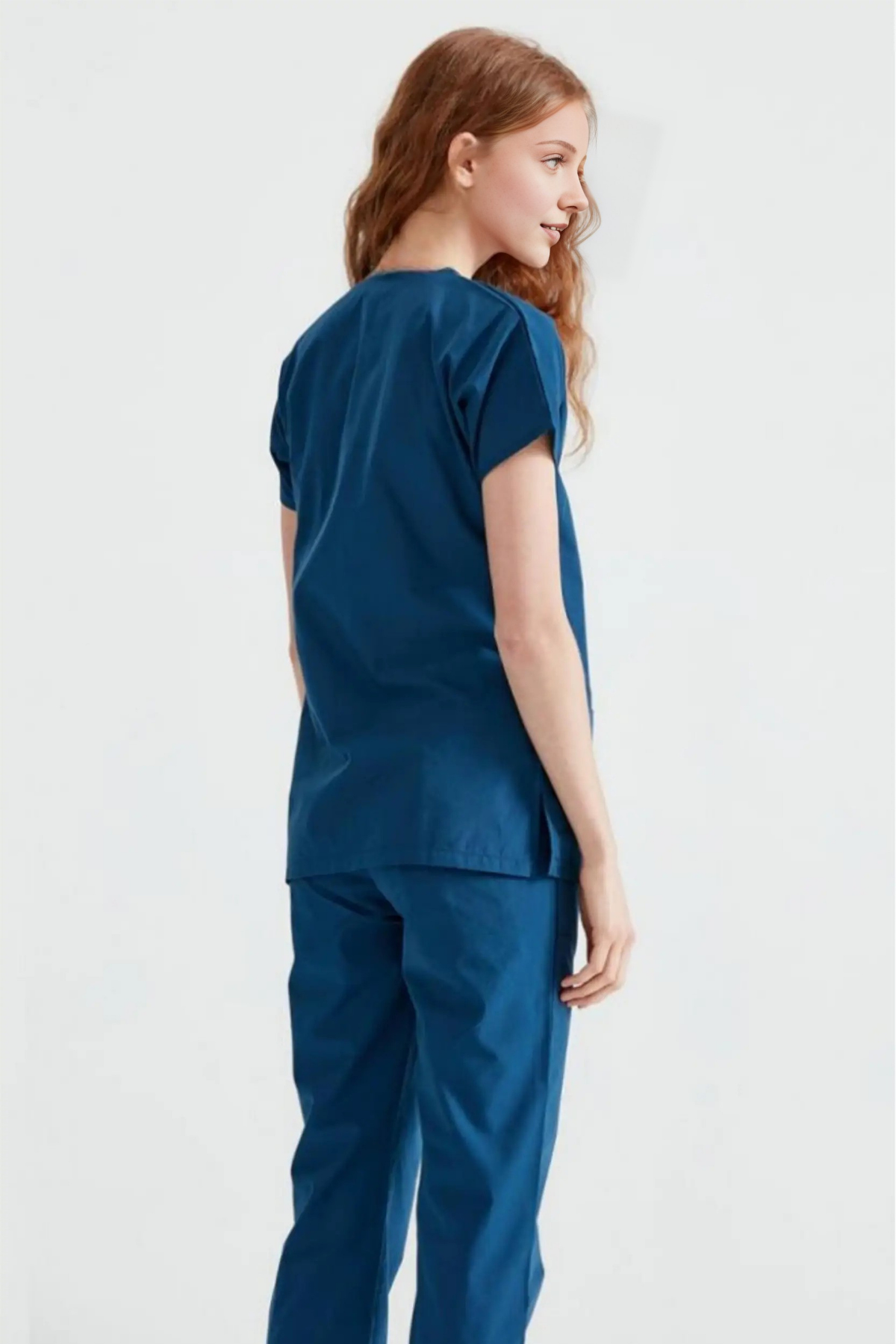 Mert Giyim İş ElbiseleriPetrol Mavisi Likralı Medikal Doktor Hemşire Unisex Scrubs Yaka Forma TakımLikralı Scrubs Yaka TakımPetrol Mavisi Likralı Medikal Doktor Hemşire Unisex Scrubs Yaka Forma Takım | Mert Giyim İş Elbiseleri