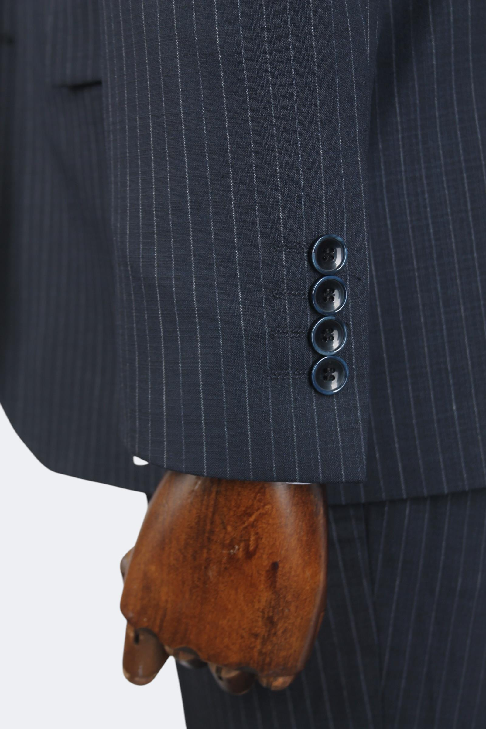 Erkek Slim Fit Lacivert Renk Çizgili Takım Elbise