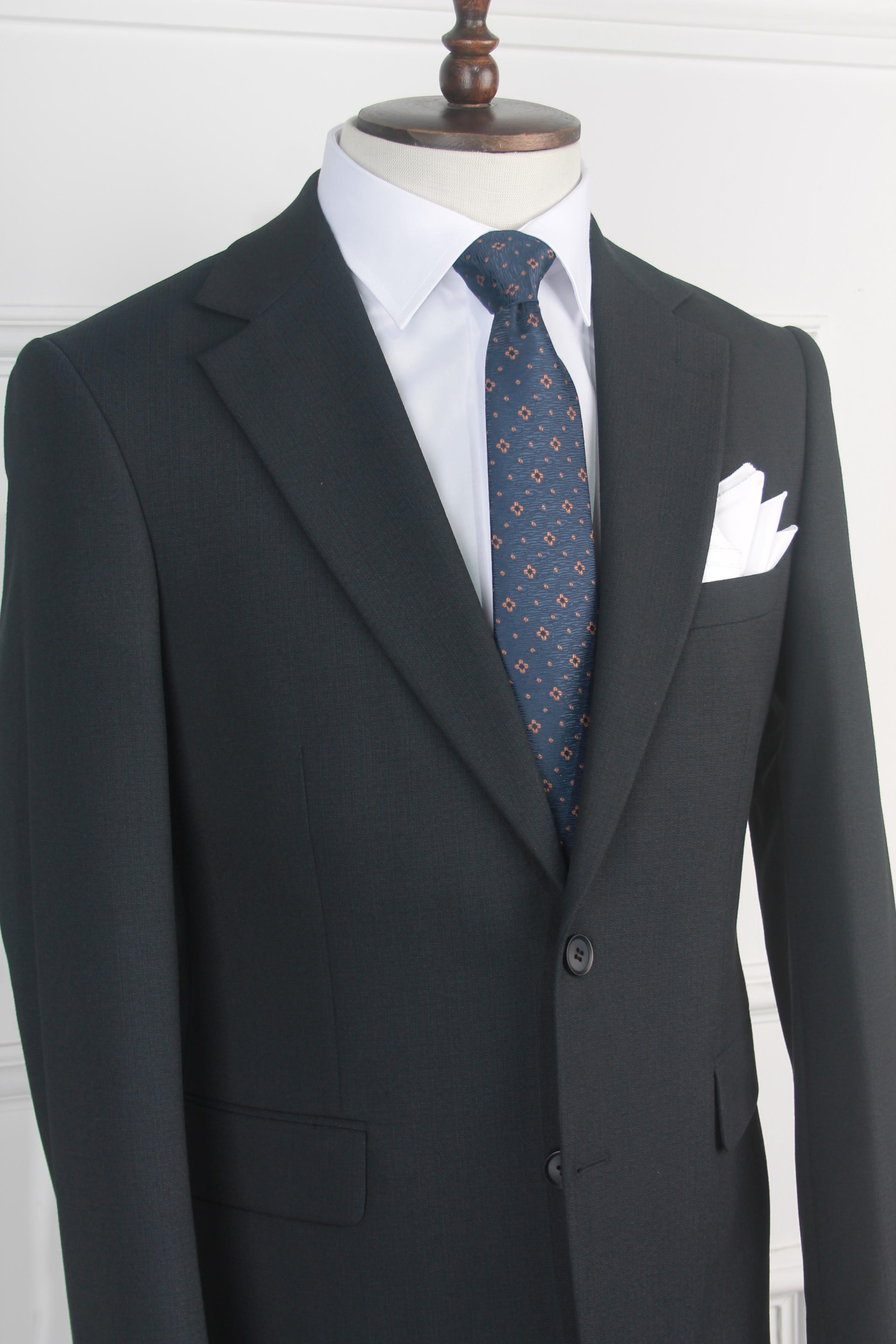 Erkek Slim Fit Lacivert Renk Takım Elbise