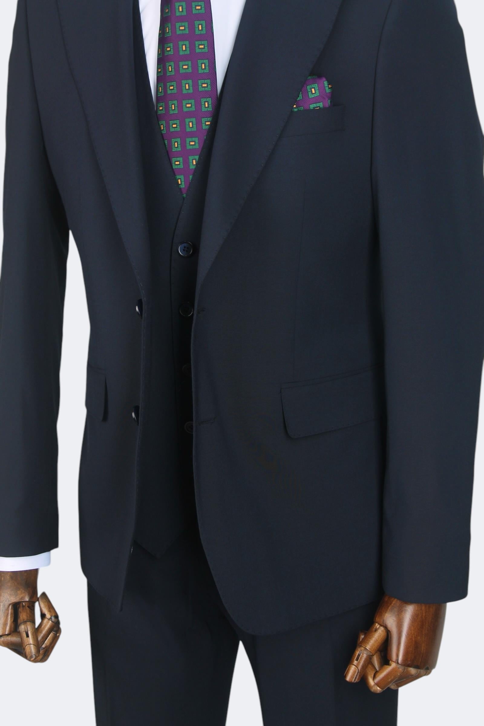 Erkek Slim Fit Lacivert Renk Yelekli Takım Elbise