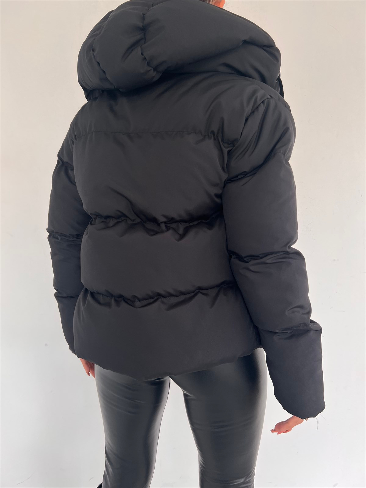 Cepli Şişme Mont 1018 SİYAH