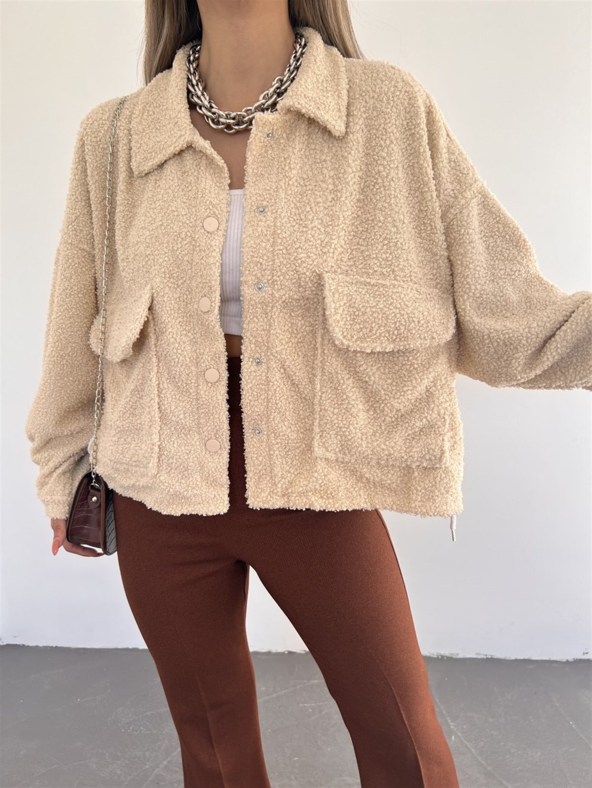 Peluş Cepli Crop Ceket 8110 TAŞ