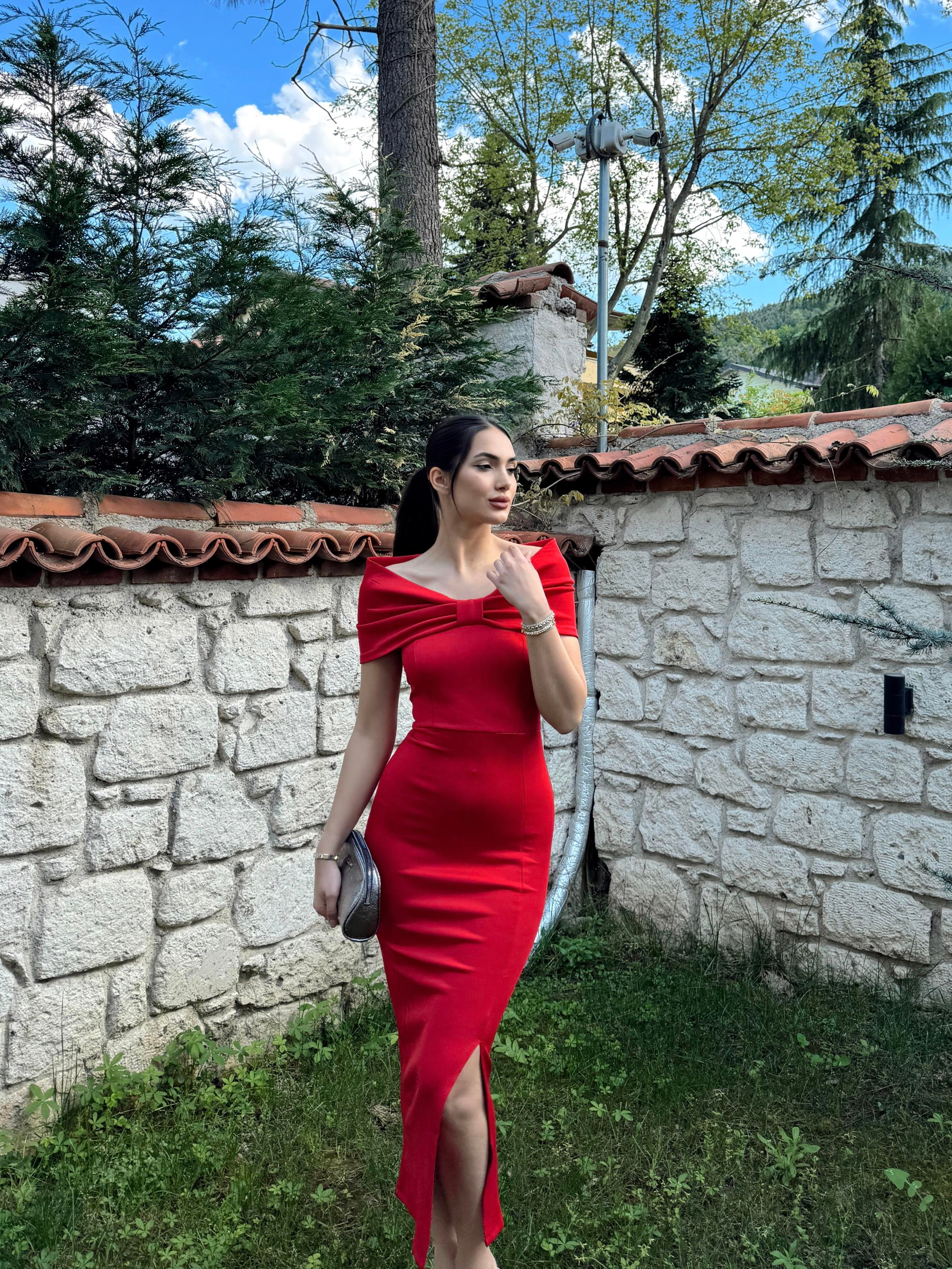 Pree Yaka Tasarım Midi Boy Yırtmaçlı Elbise  582033 KIRMIZI ZX
