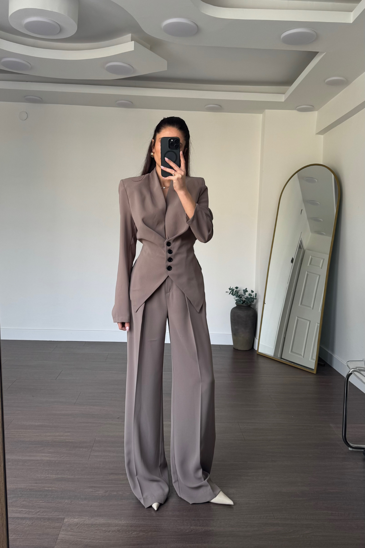 Arkası Bağlamalı Ceket Pantolon Takım-Vizon