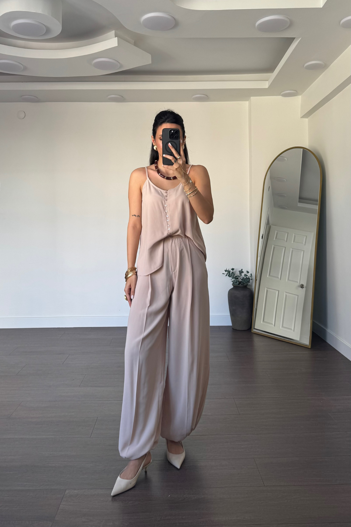 Askılı Bluz Şalvar Pantolon Takım-Bej