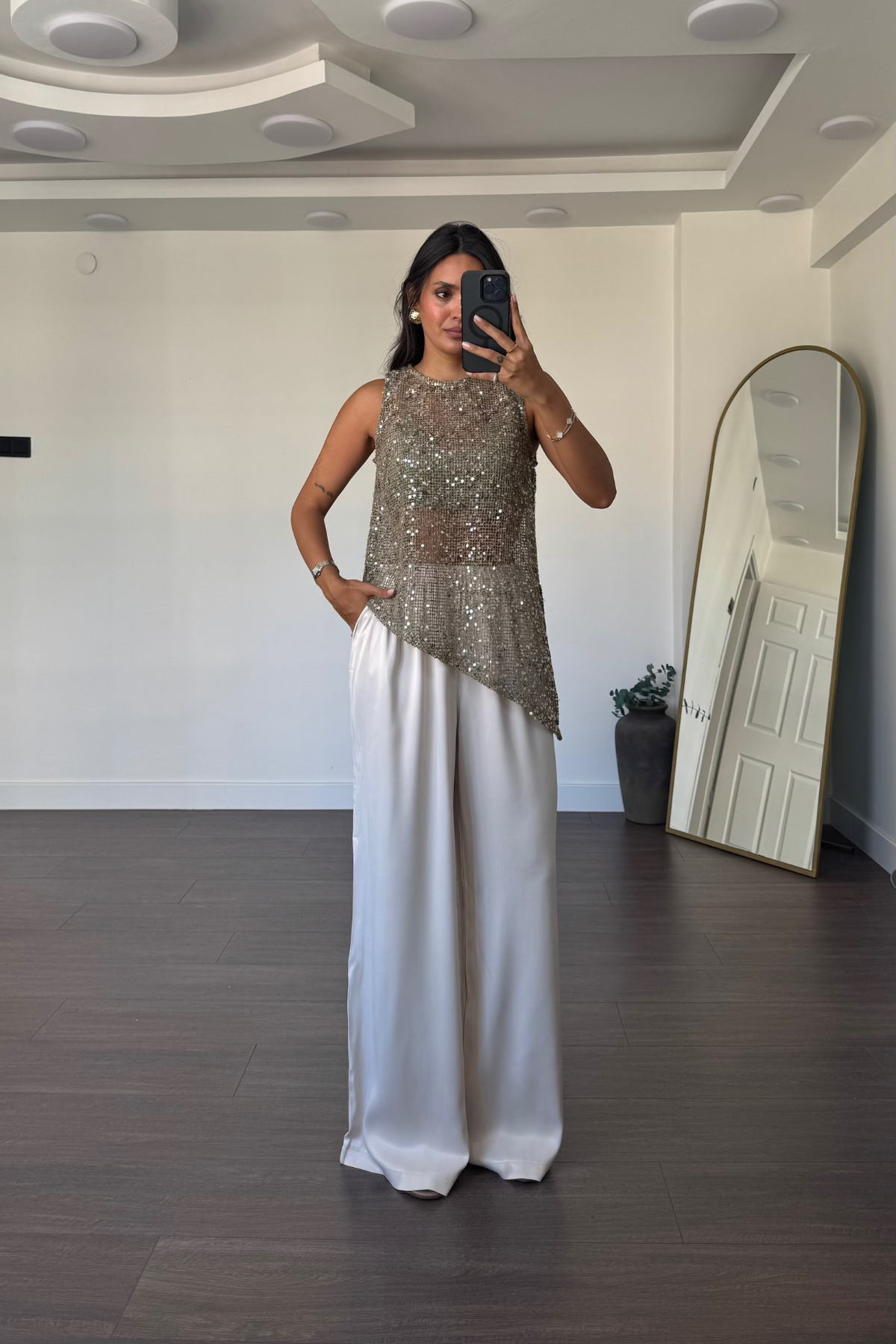 Beli Lastikli Saten Pantolon-Bej