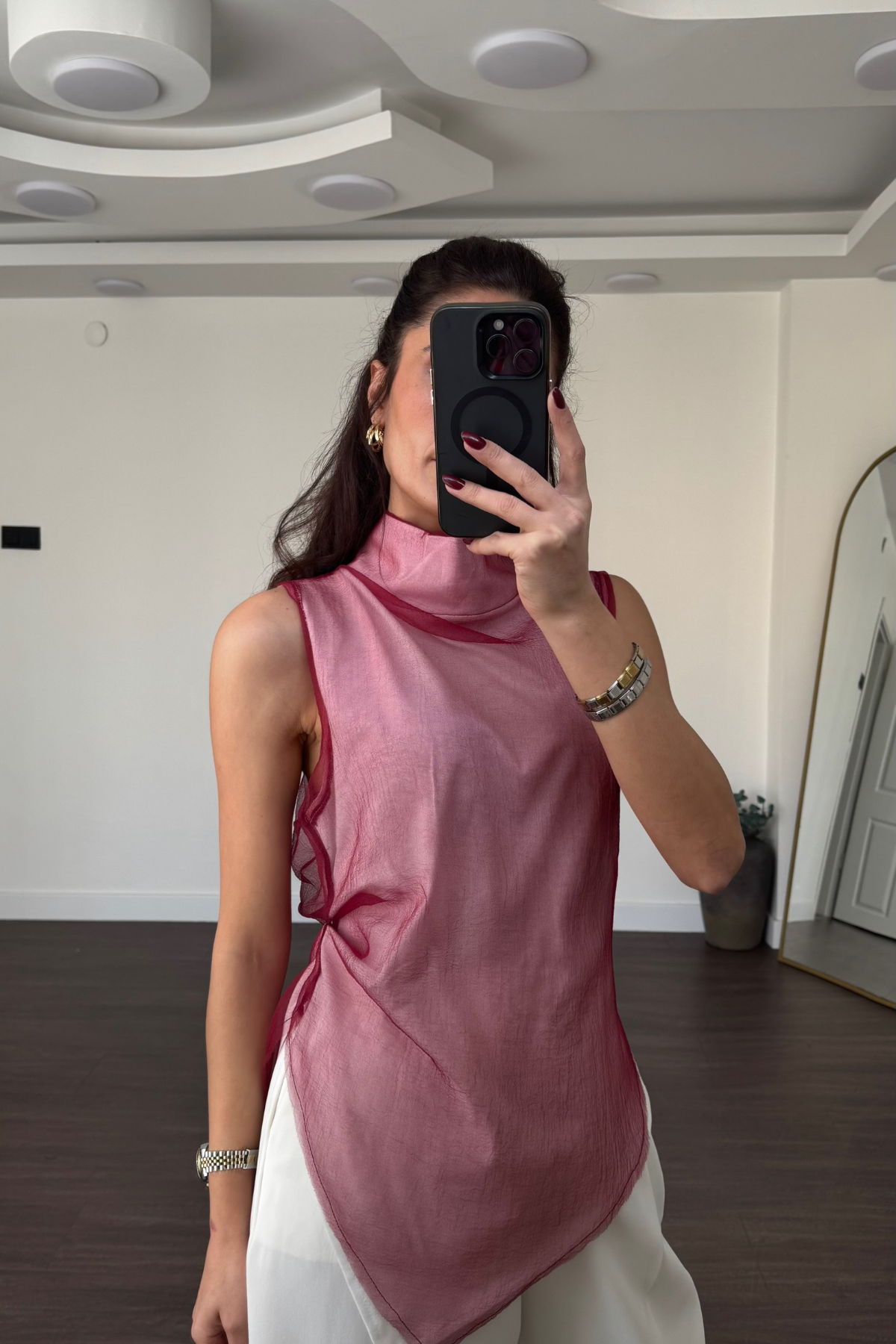 Çift Katmanlı Dik Yaka Asimetrik Bluz-Bordo Beyaz