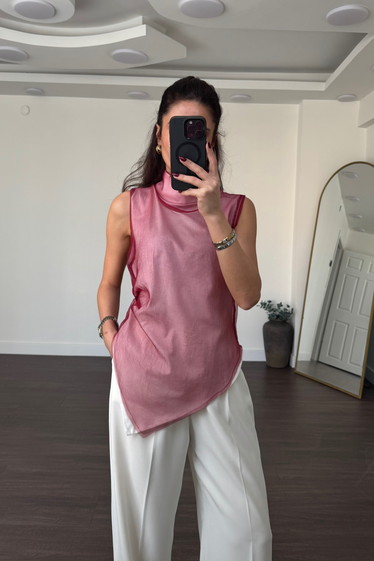 Çift Katmanlı Dik Yaka Asimetrik Bluz-Bordo Beyaz