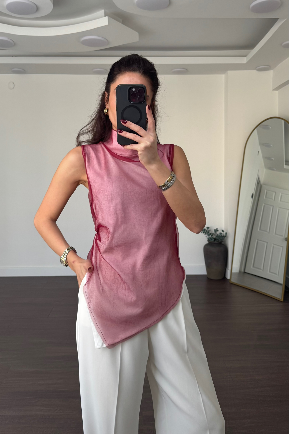 Çift Katmanlı Dik Yaka Asimetrik Bluz-Bordo Beyaz