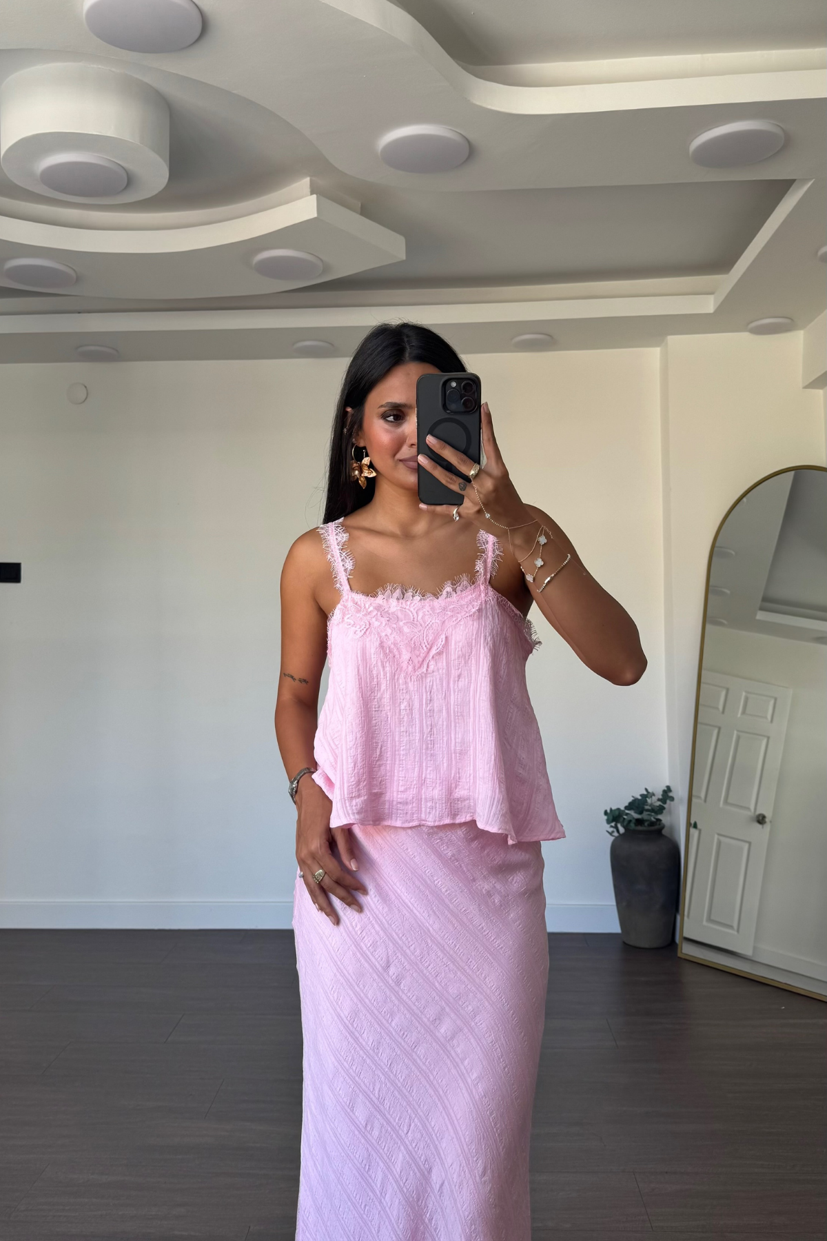 Dantel Detaylı Etek Bluz Takım-Pembe