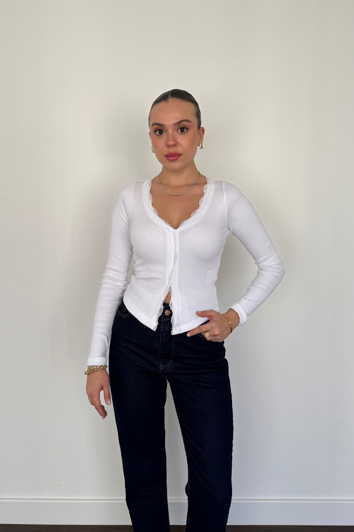 Dantel Şeritli Uzun Kollu Bluz