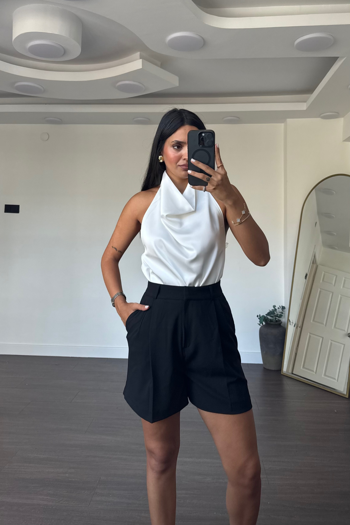 Degaje Yaka Saten Bluz-Beyaz
