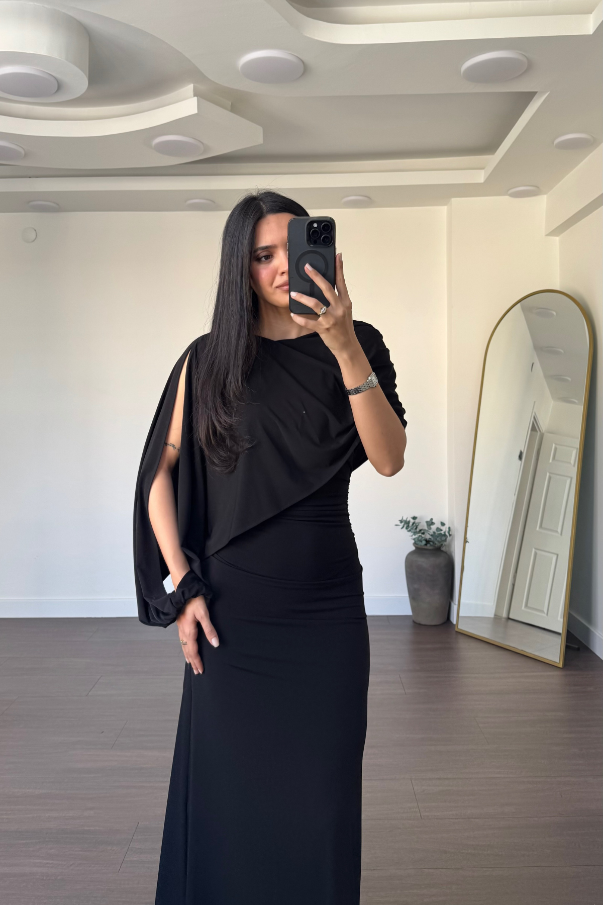 Dekolte Kol Elbise-Siyah