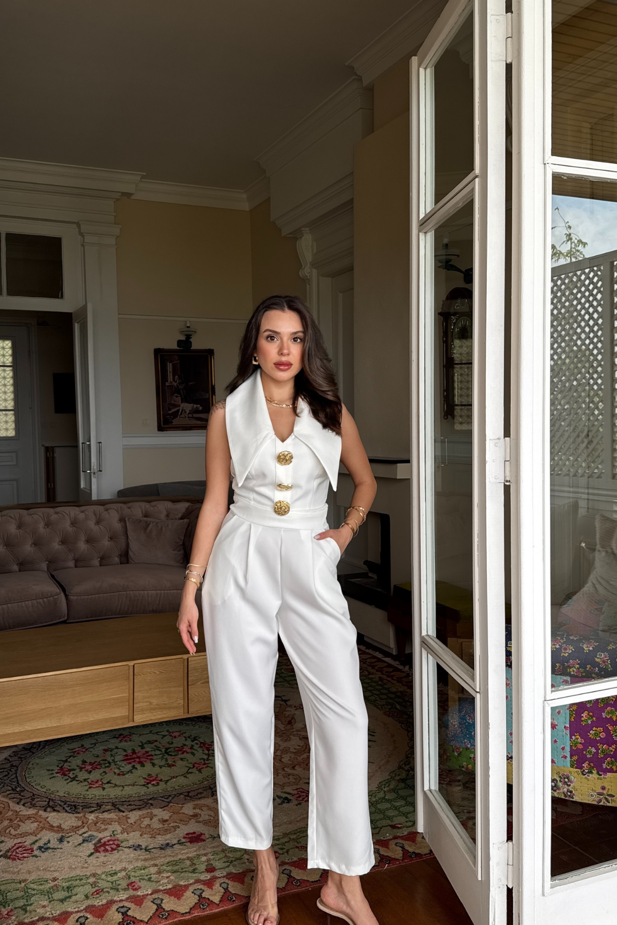 Düğme Detaylı Tasarım Yaka Tulum-Beyaz