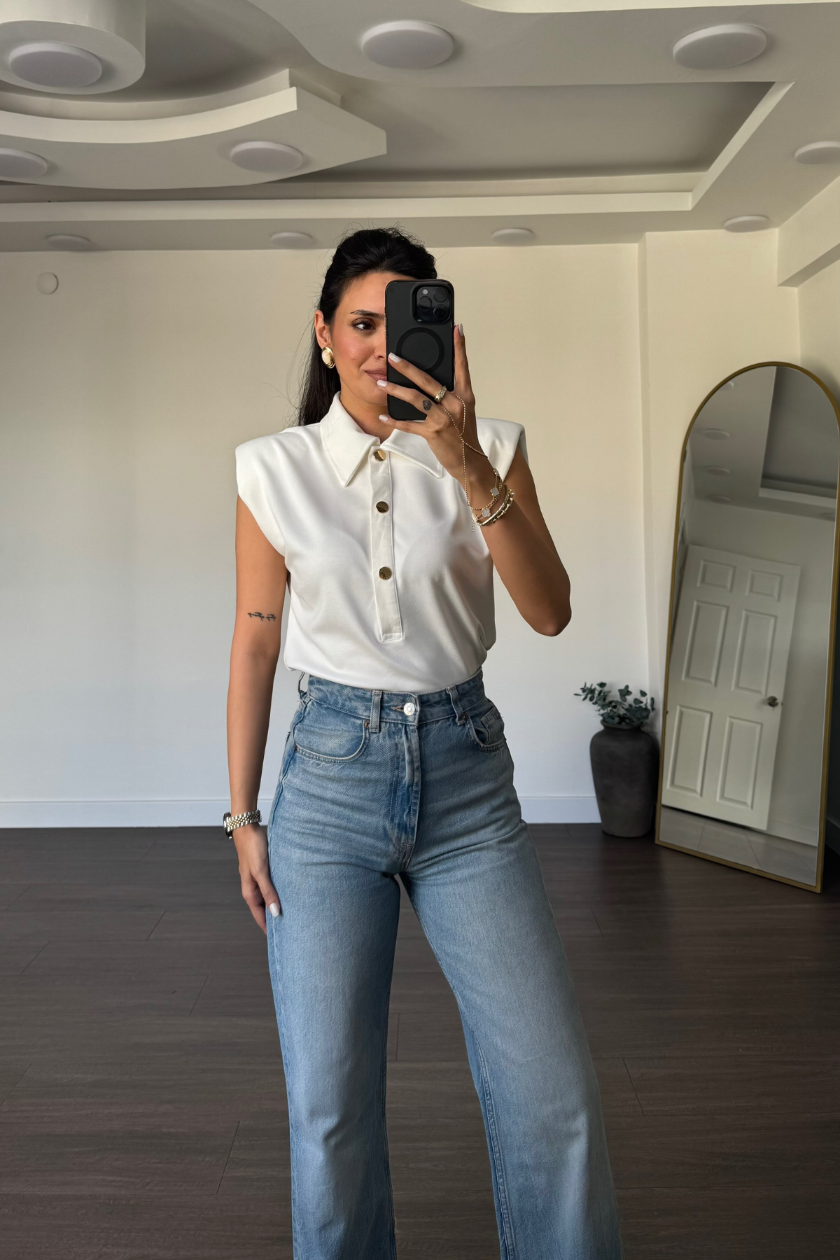 Gold Düğmeli Vatkalı Bodysuit-Ekru