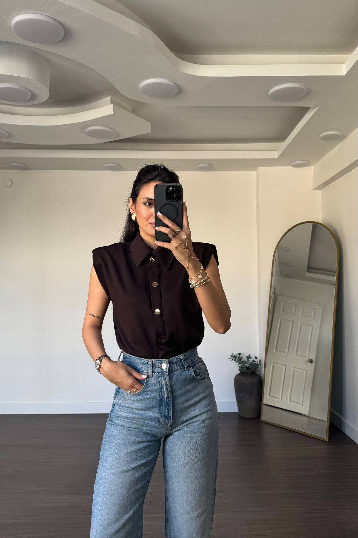 Gold Düğmeli Vatkalı Bodysuit-Kahve