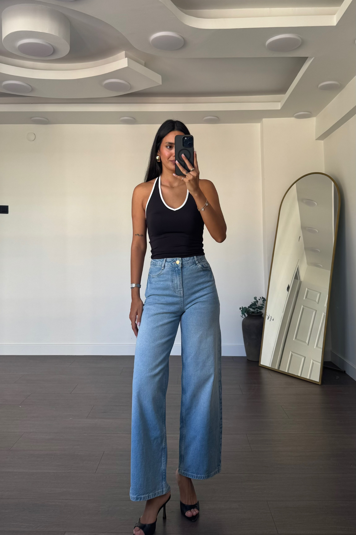 Halter Yaka Biyeli Atlet-Siyah