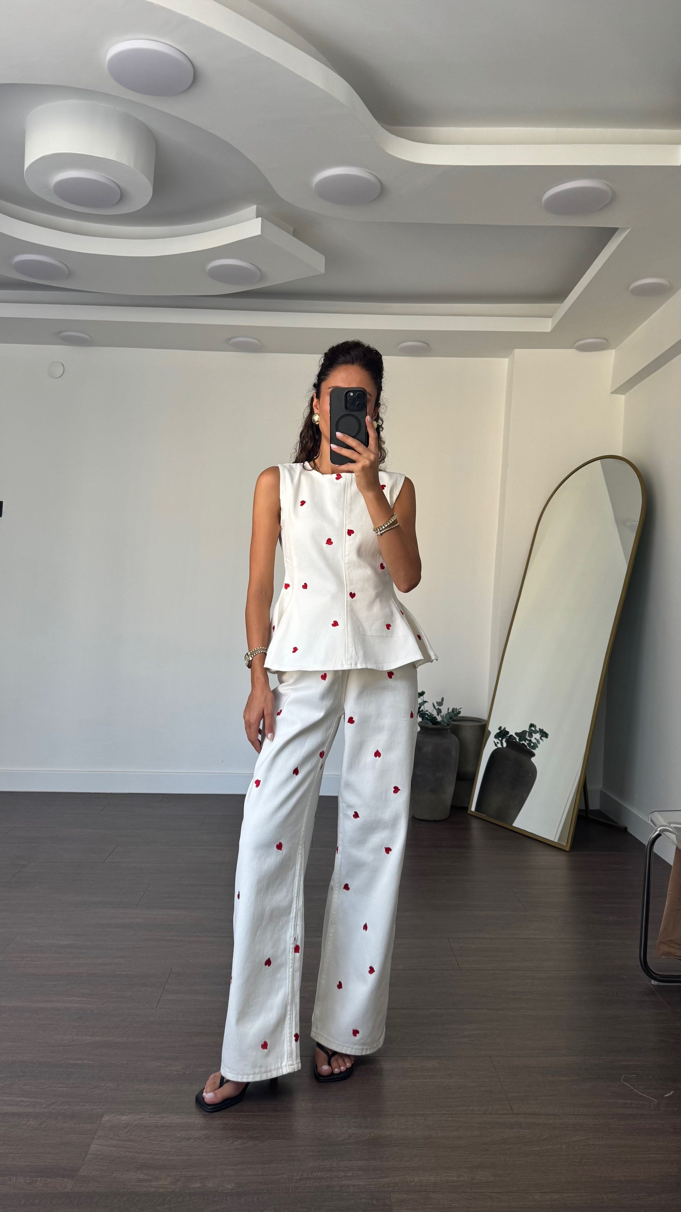 Kalp İşlemeli Bluz Pantolon Denim Takım-Ekru