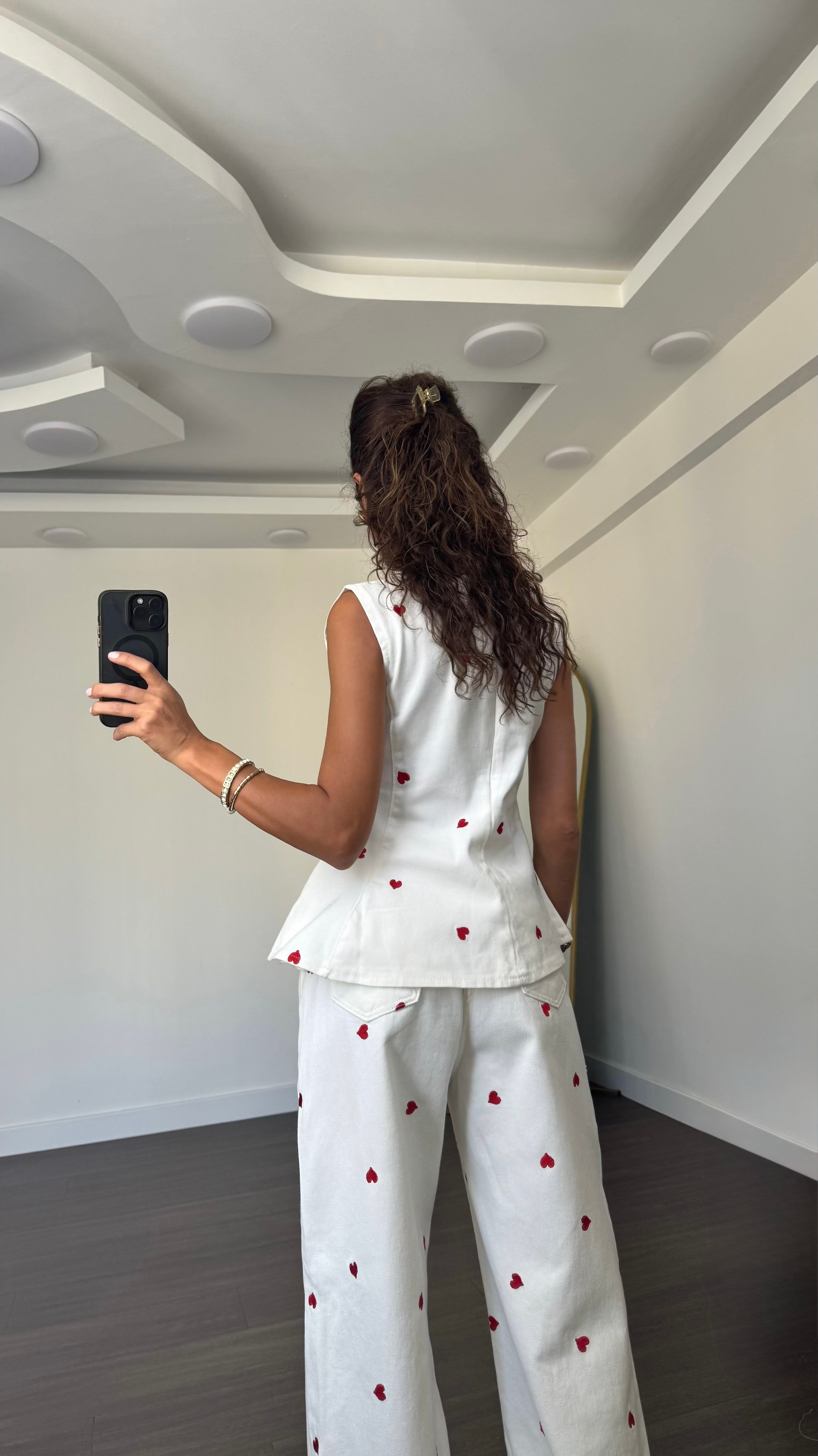 Kalp İşlemeli Bluz Pantolon Denim Takım-Ekru