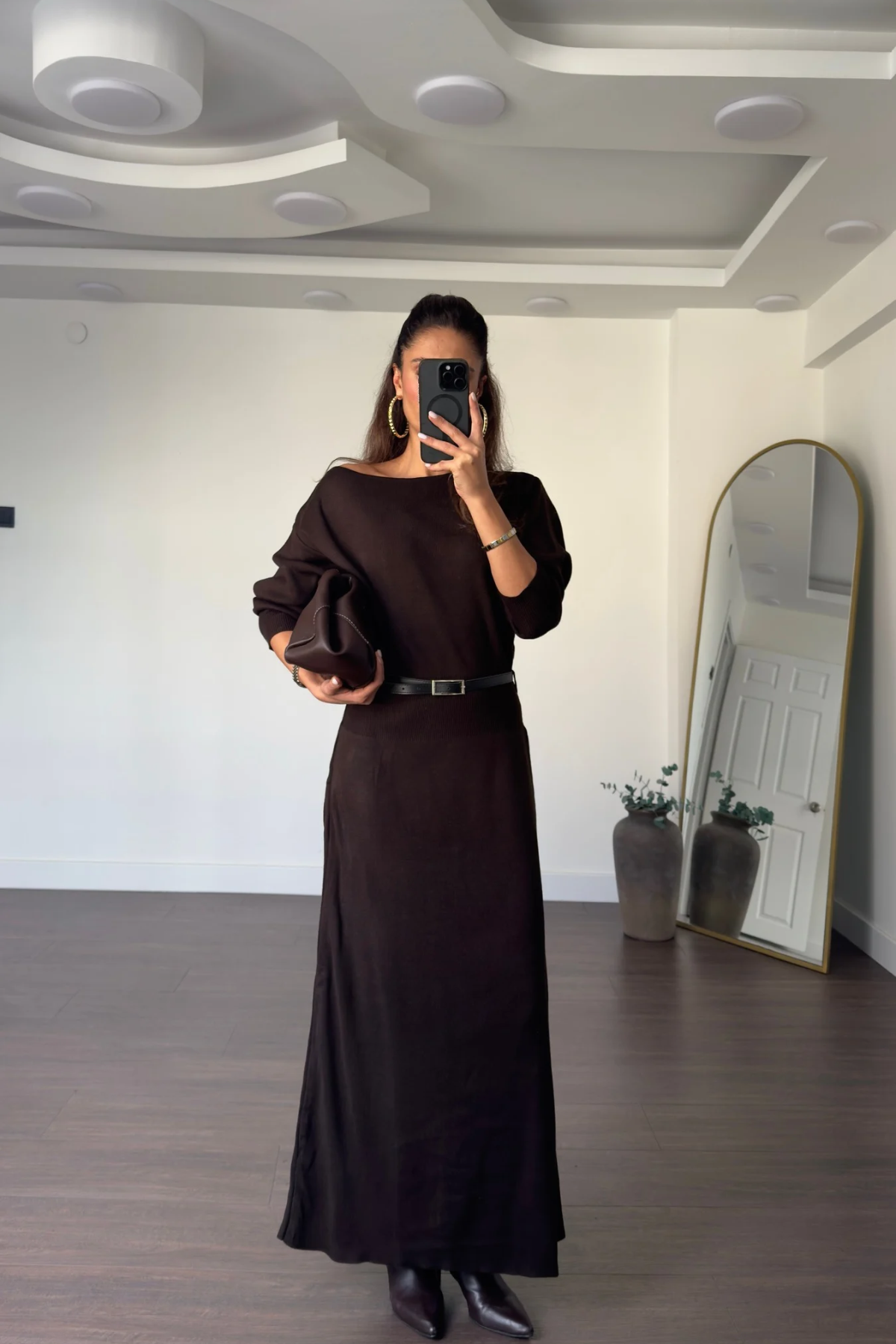 Kayık Yaka Triko Kemerli Elbise-Kahve