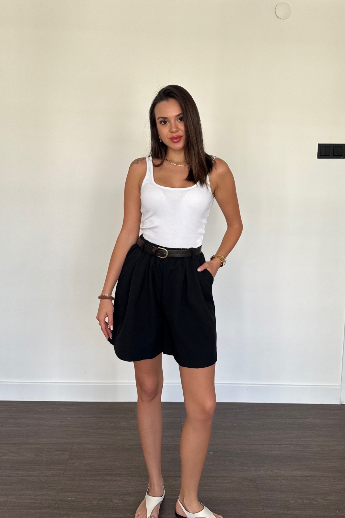 Kemerli Şort-Siyah