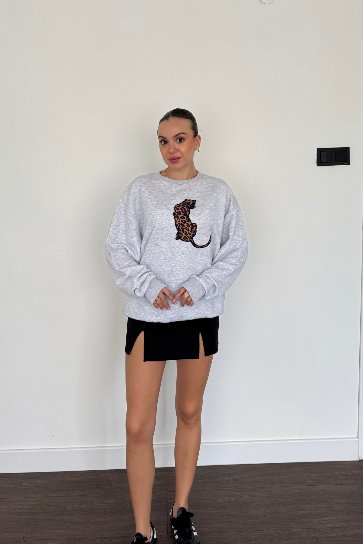 Leopar Baskılı Sweatshirt-Gri