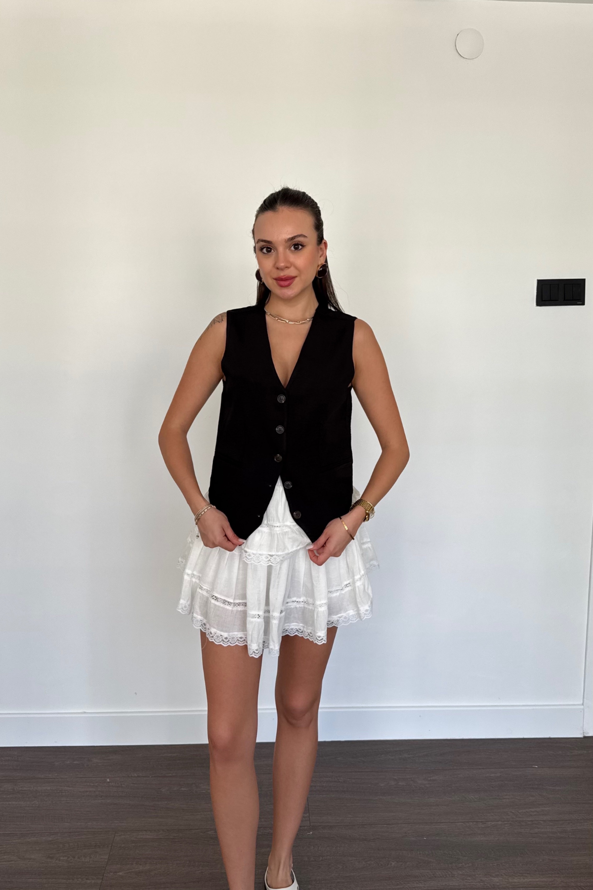 Marka Model Yelek-Siyah