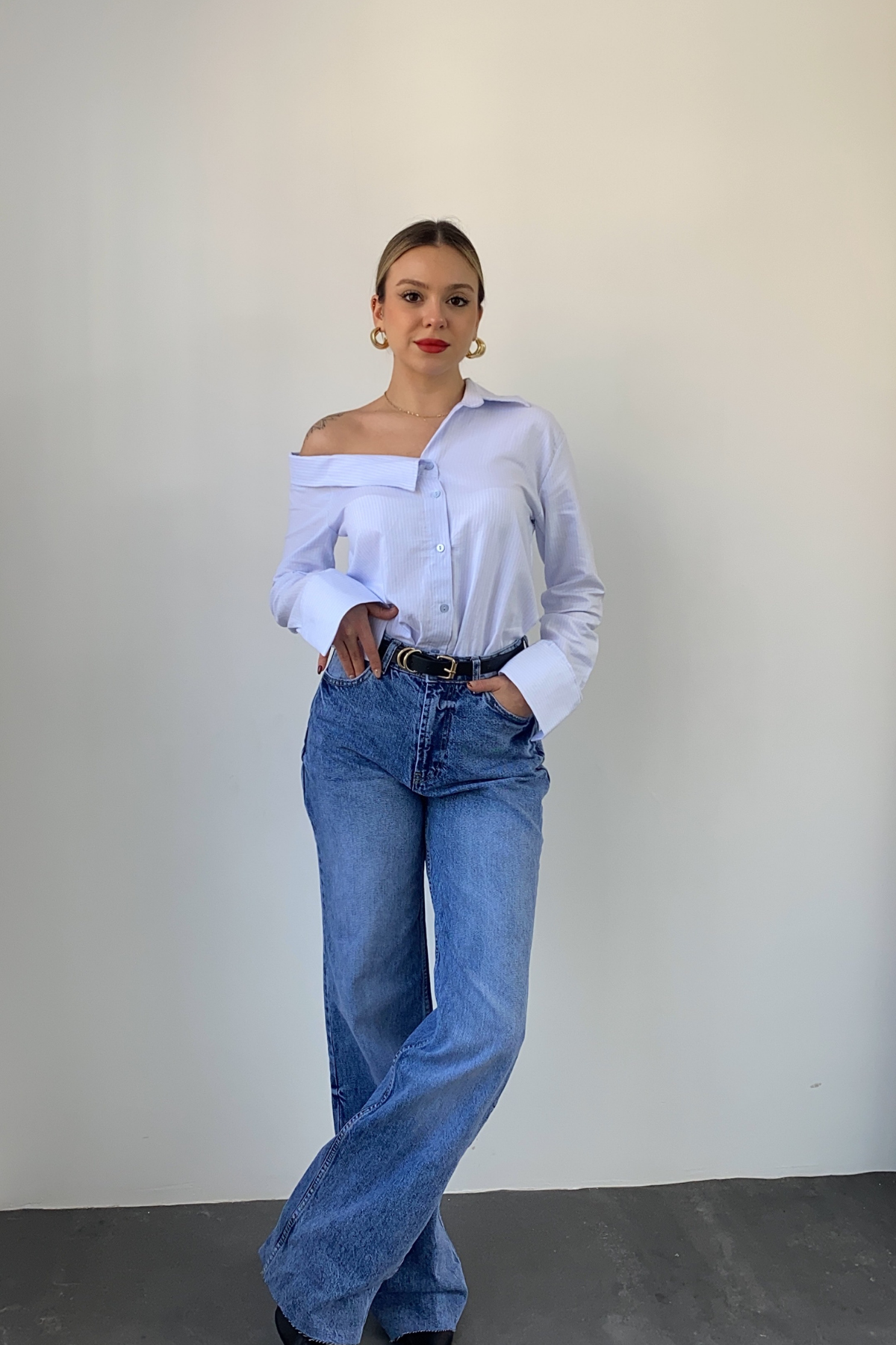 Mavi Yıkamalı Straight Jean