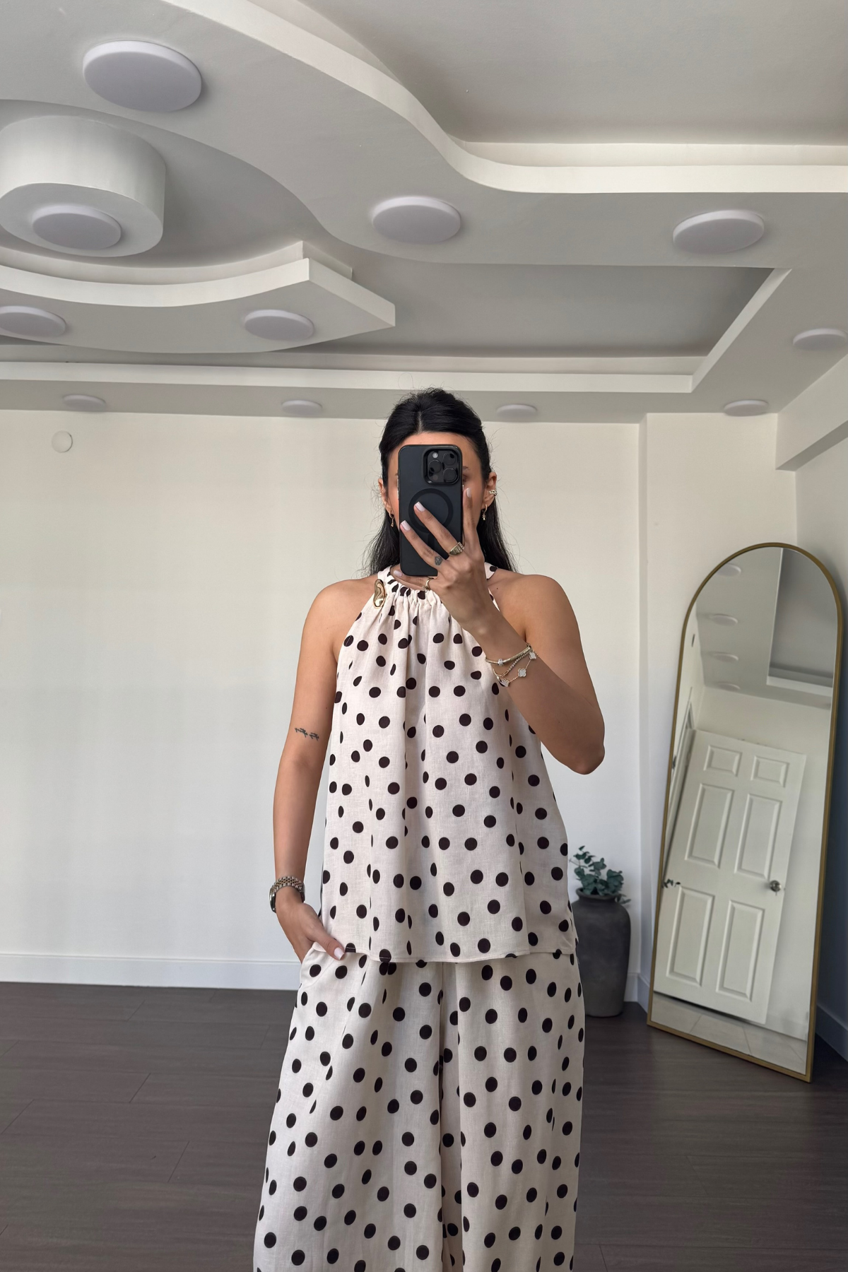 Puantiyeli Halter Yaka Bluz Şalvar Pantolon Takım-Bej