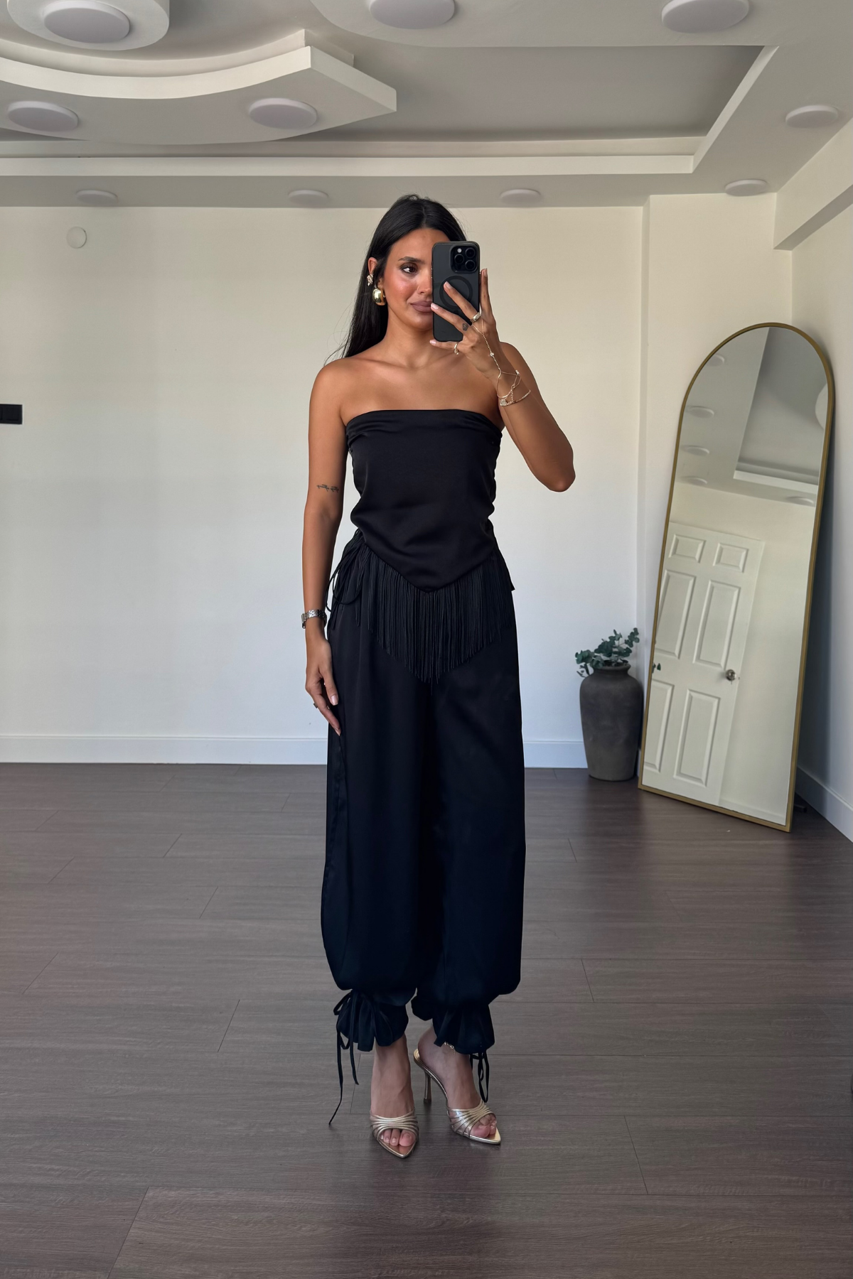 Püskül Detaylı Bluz Pantolon Takım-Siyah