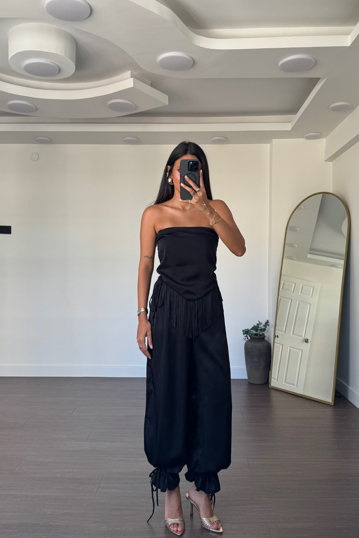 Püskül Detaylı Bluz Pantolon Takım-Siyah