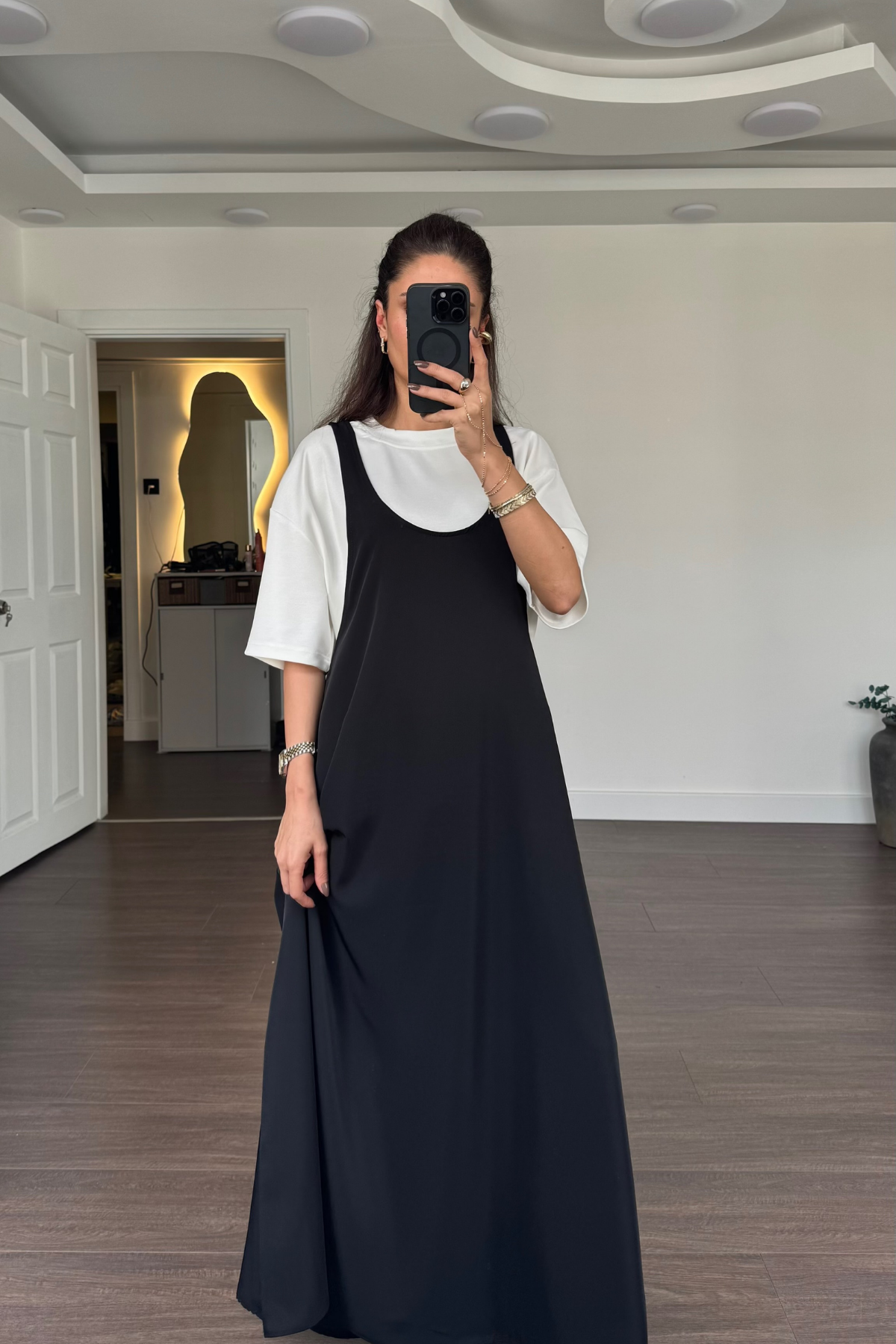 T-shirt Detaylı Kalın Askılı Elbise-Siyah