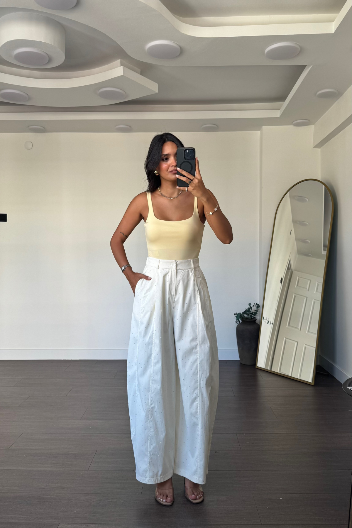 Taş Detaylı Pantolon-Ekru
