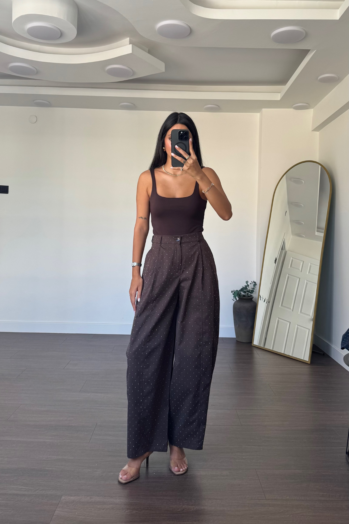 Taş Detaylı Pantolon-Kahve