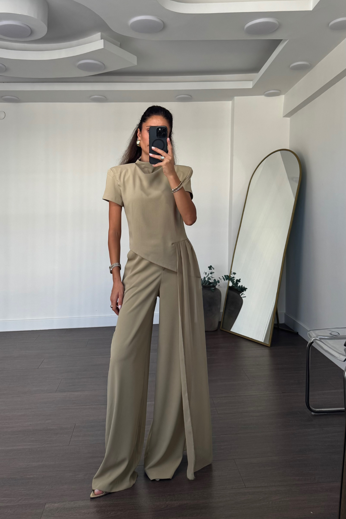 Tül Detaylı Bluz Pantolon Takım-Bej