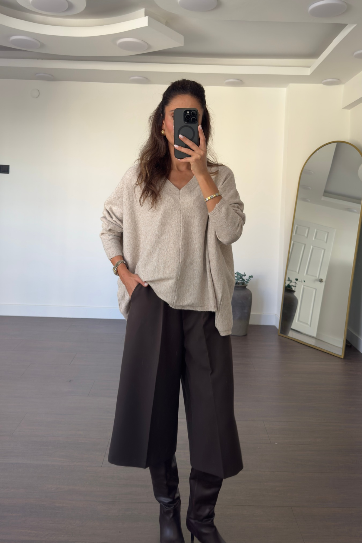 V Yaka Oversize Triko Kazak-Bej