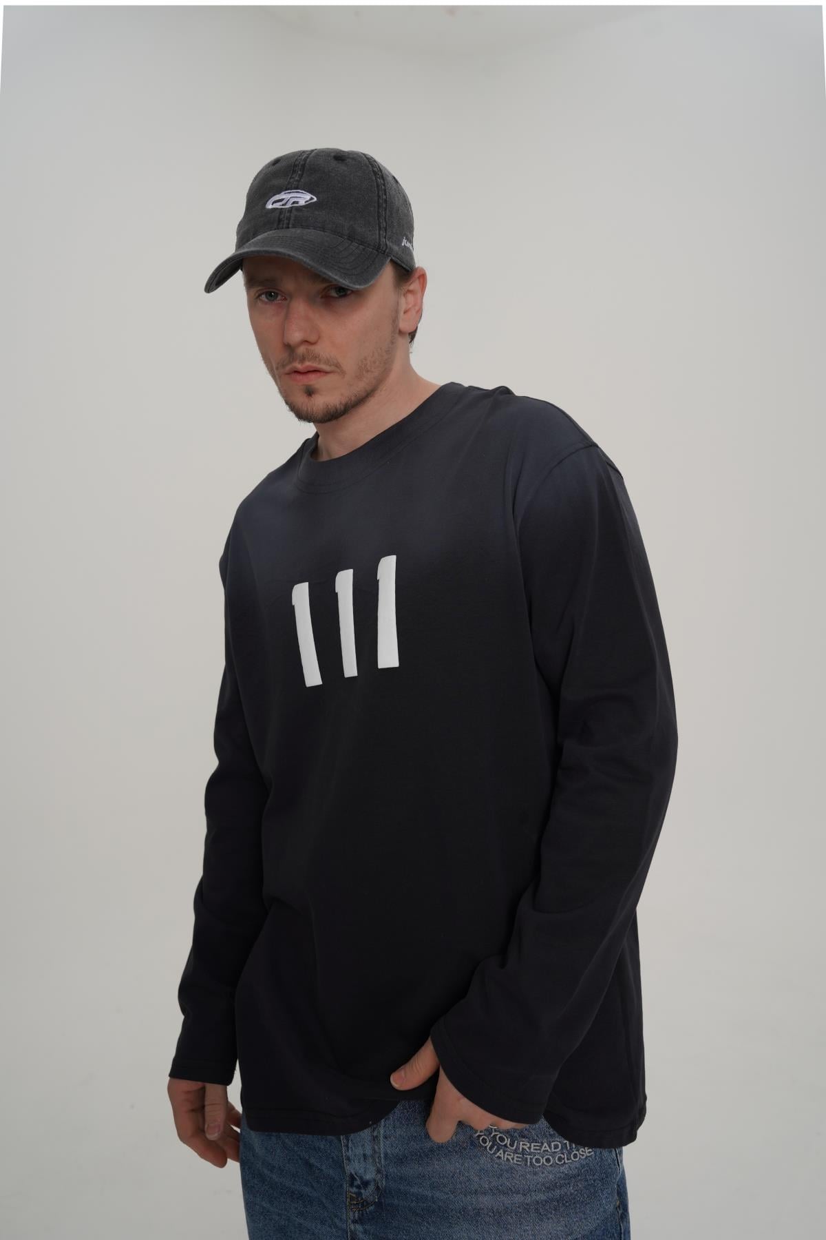 111 Baskılı Siyah Oversize Longsleeve CT01 26CK007