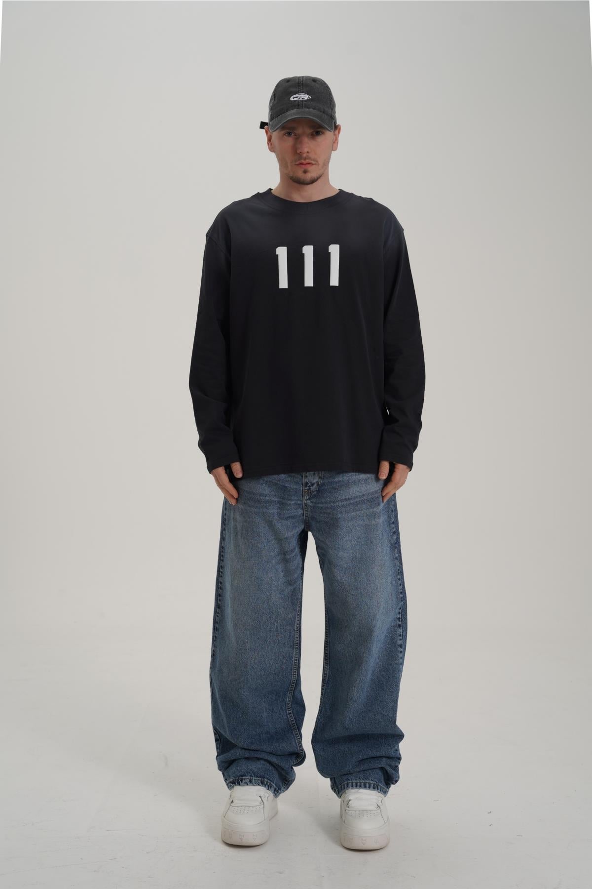111 Baskılı Siyah Oversize Longsleeve CT01 26CK007