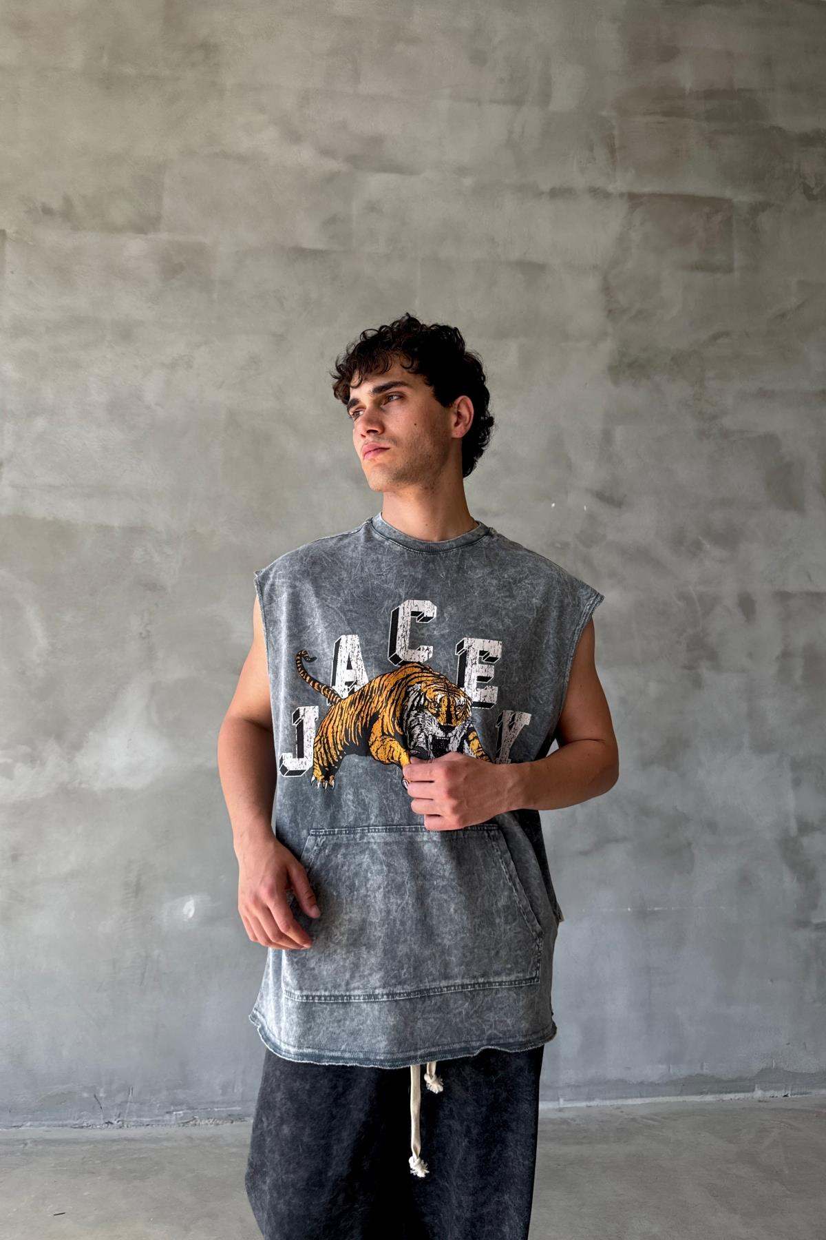 Acid Wash Baskılı Gri Superoversize Kolsuz Tshirt