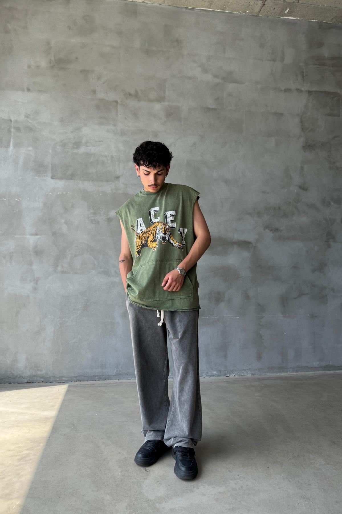 Acid Wash Baskılı Haki Superoversize Kolsuz Tshirt