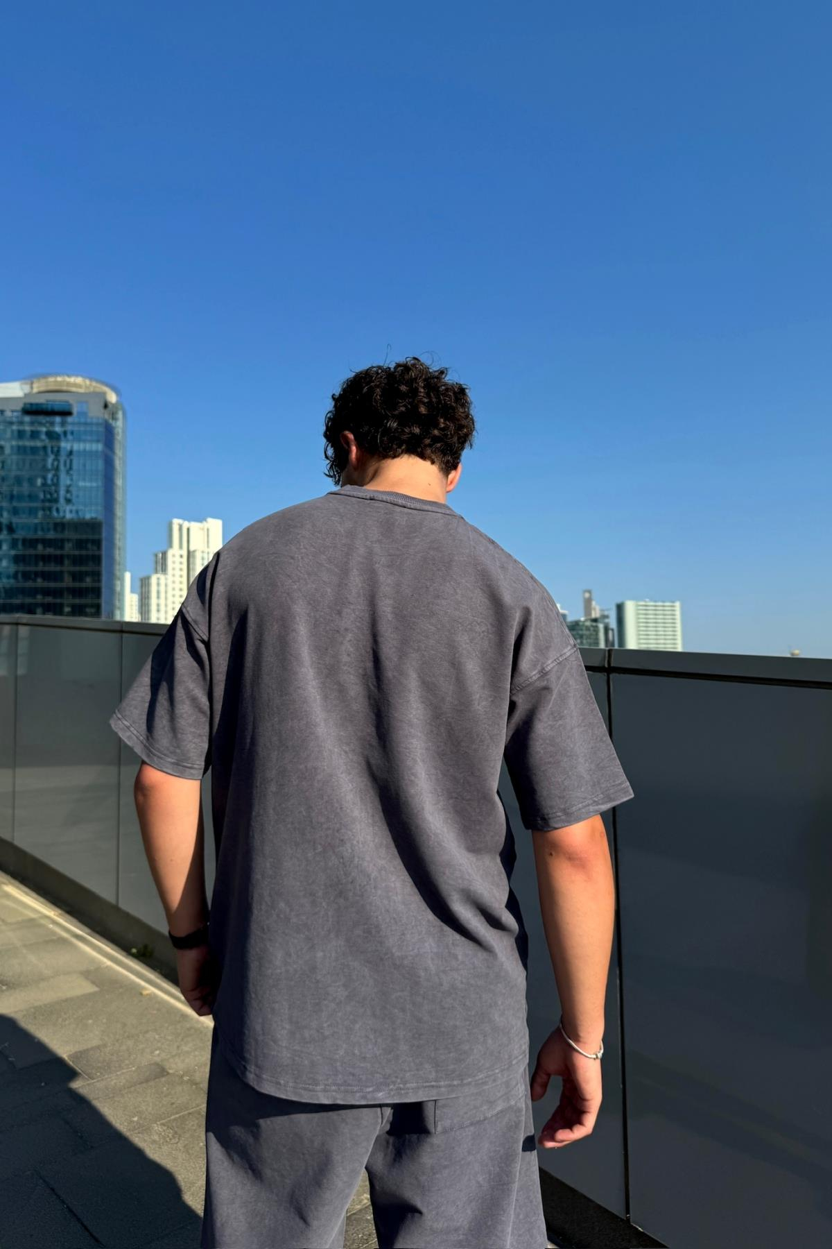 Acid Wash Füme Baskılı Oversize Tshirt JC01