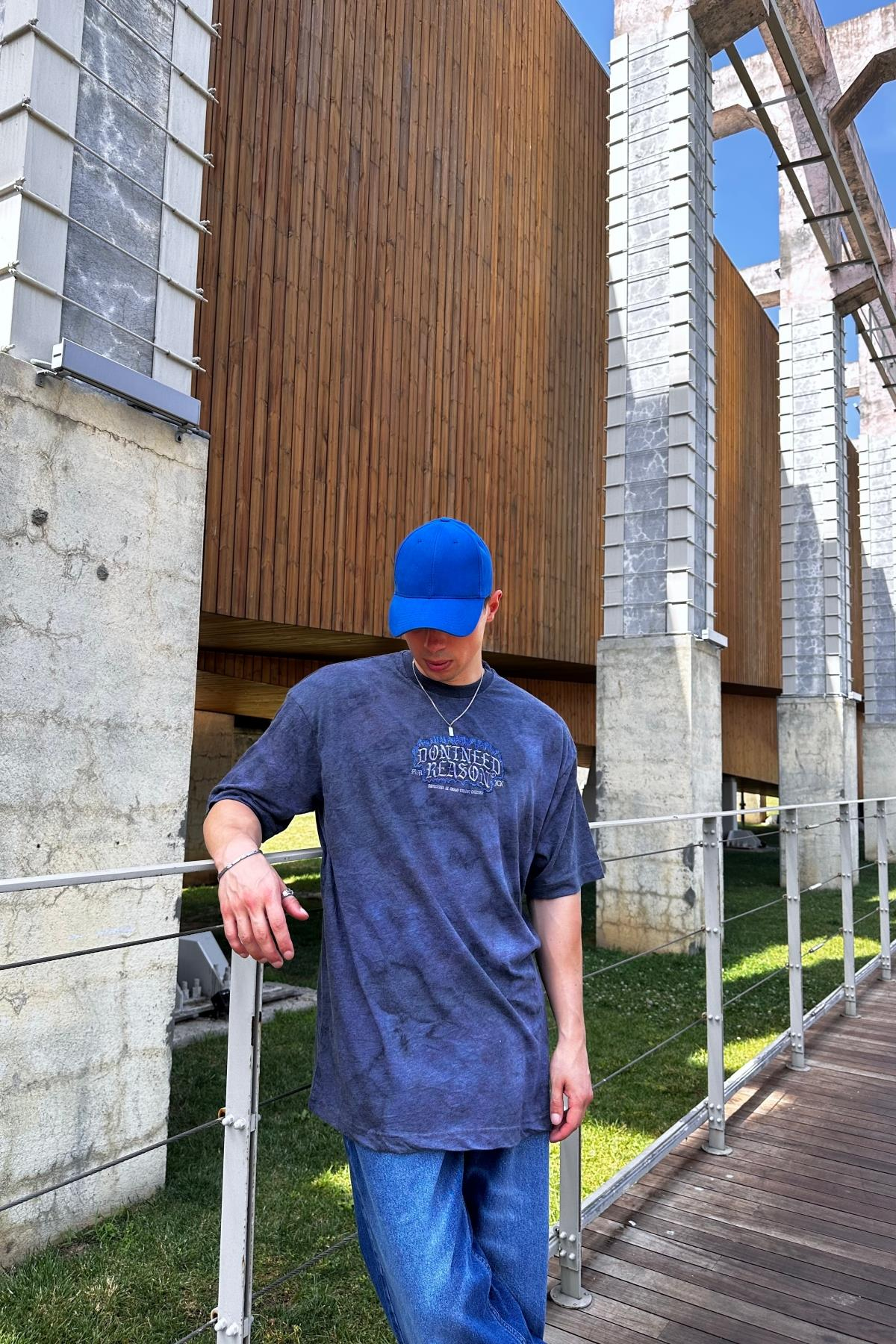 Acid Wash Nakışlı Mavi Oversize Tshirt T1097