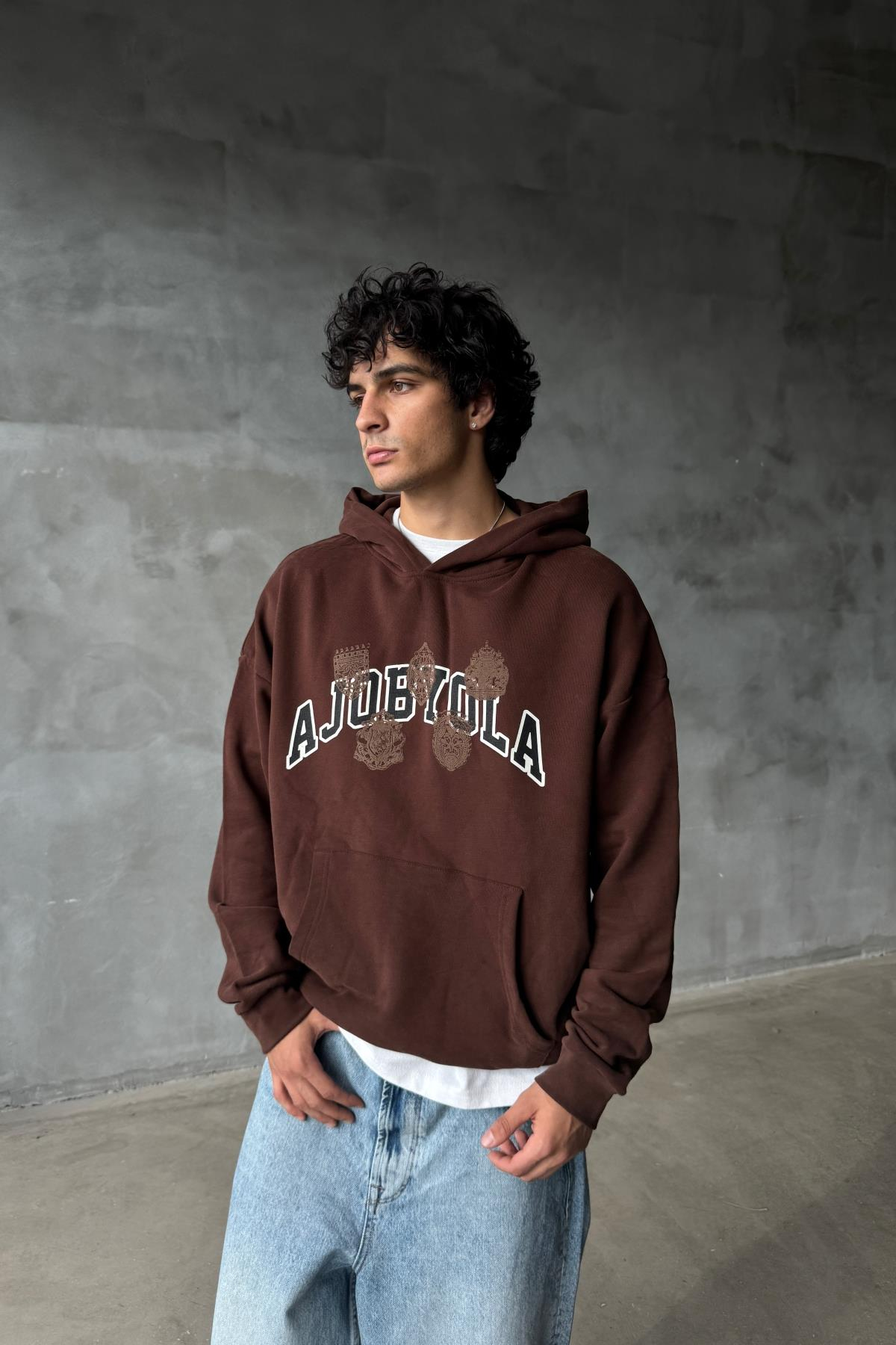Ajobyola Baskılı Kahverengi Oversize Sweatshirt SR01