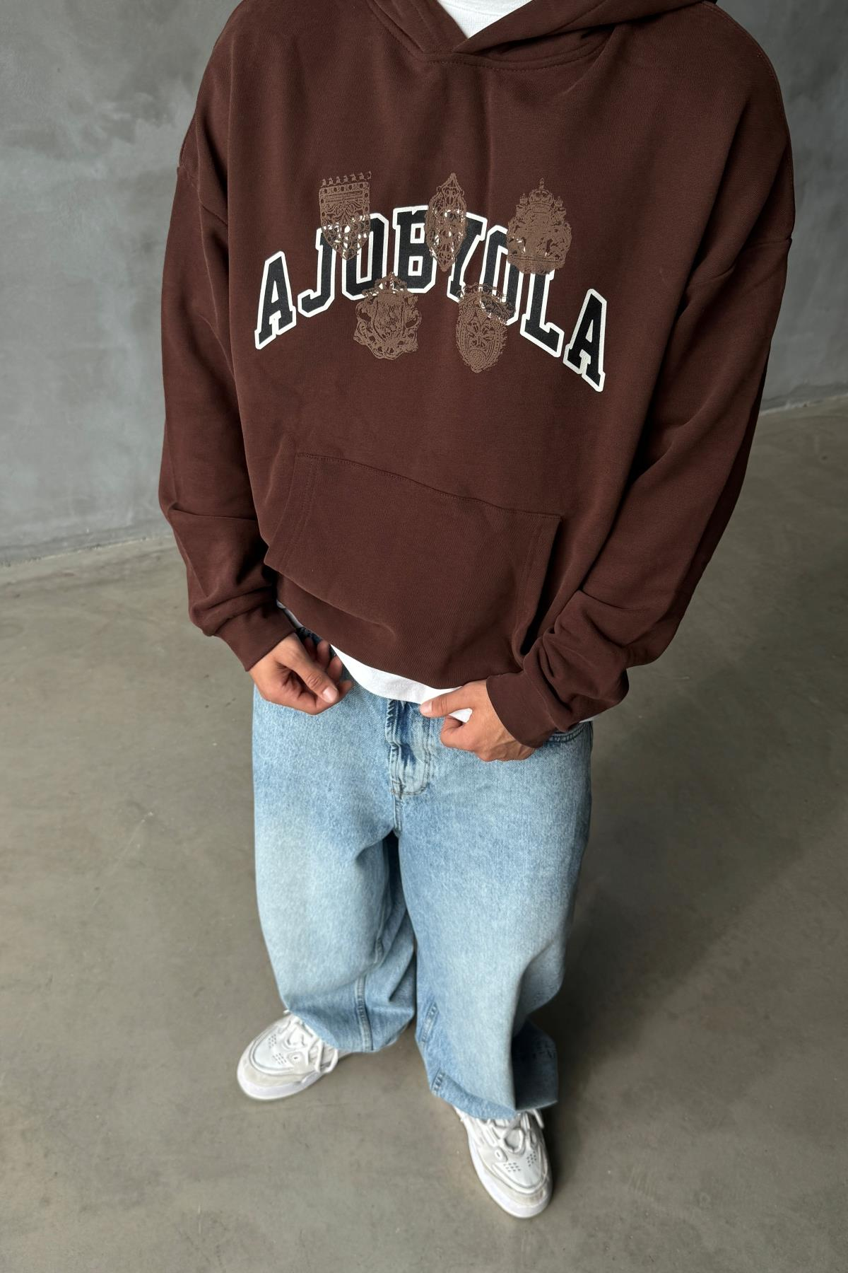 Ajobyola Baskılı Kahverengi Oversize Sweatshirt SR01
